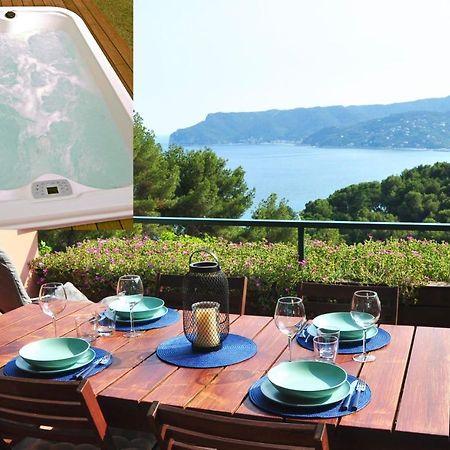 Una Spettacolare Vista Mare - Casa Con Jacuzzi Bergeggi Exterior photo